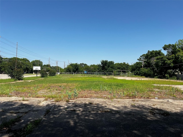 9306 Elam Rd, Dallas, TX 75217