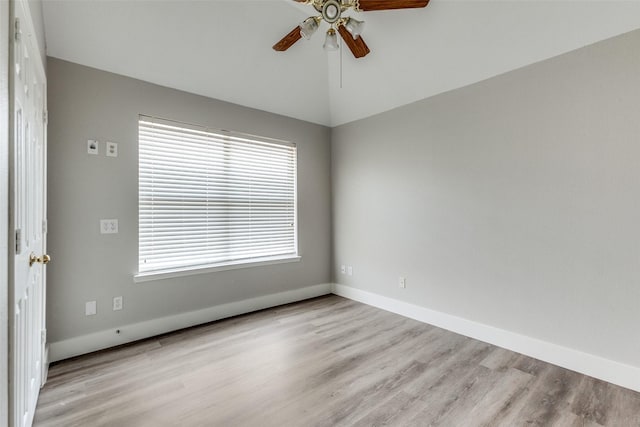 318 Mesquite Ct, Murphy, TX 75094 - spare room featuring ceiling fan, light wood finished floors, and baseboards