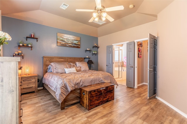 6500 Fannin Farm Way, Arlington, TX 76001 - bedroom featuring vaulted ceiling, light wood-style floors, connected bathroom, a ceiling fan, and baseboards