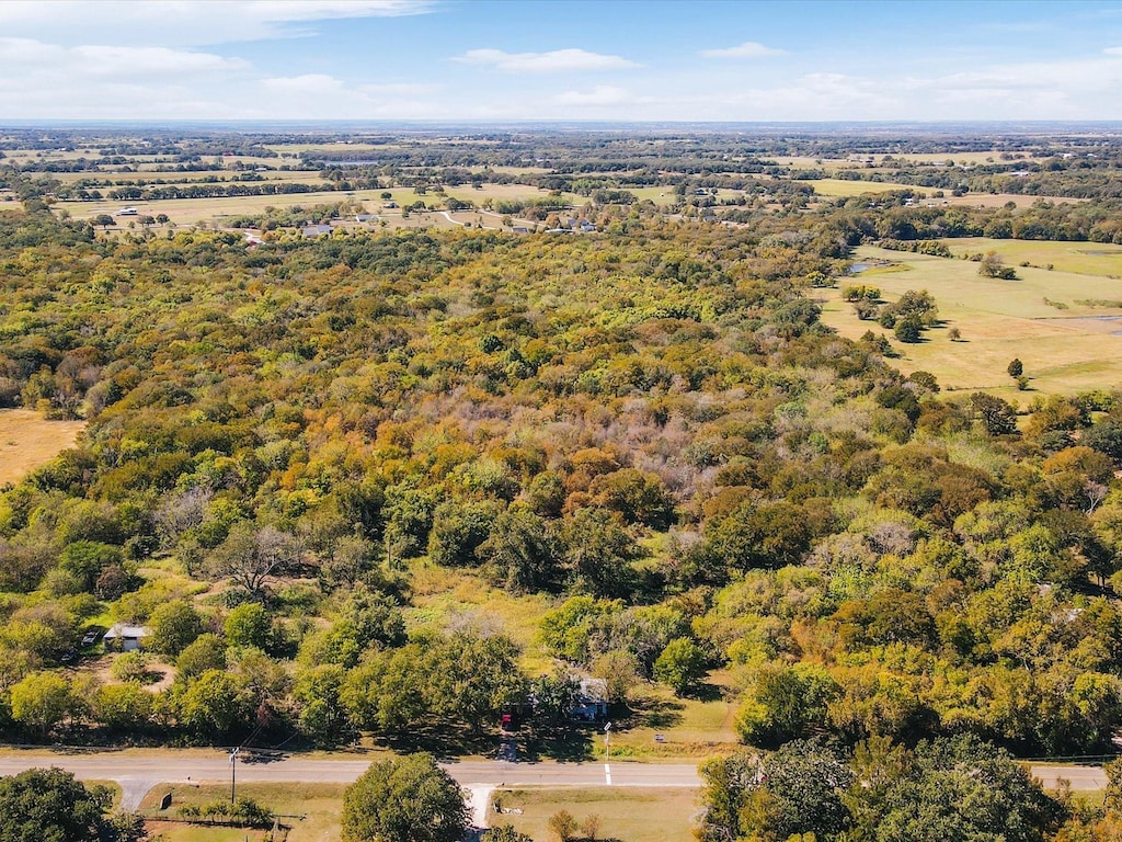519 N Barron Rd, Covington, TX 76636