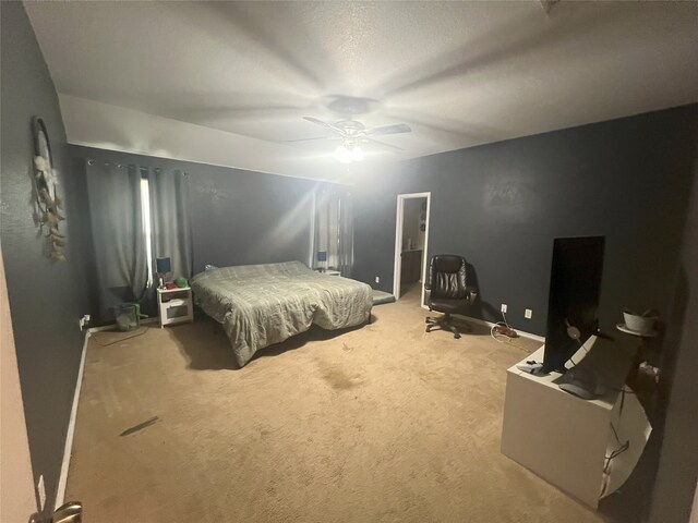 306 Valley Lake Ct, Springtown, TX 76082 - carpeted bedroom featuring a ceiling fan