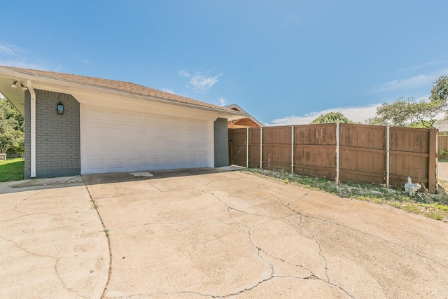 2505 Kelsey Dr, Plano, TX 75075 - view of garage