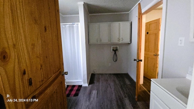 8278 Circle Dr, Kemp, TX 75143 - bathroom with ornamental molding, wood finished floors, and vanity