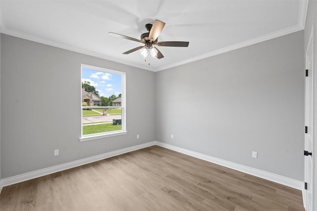 313 Crye Cir, Robinson, TX 76706 - spare room featuring wood finished floors, a ceiling fan, baseboards, and crown molding