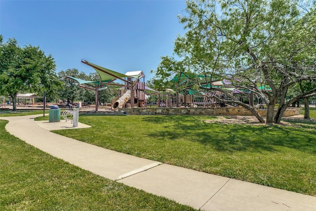 7209 Coventry Cir, North Richland Hills, TX 76182 - surrounding community featuring a lawn