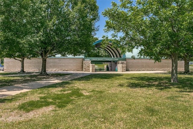 7209 Coventry Cir, North Richland Hills, TX 76182 - view of yard