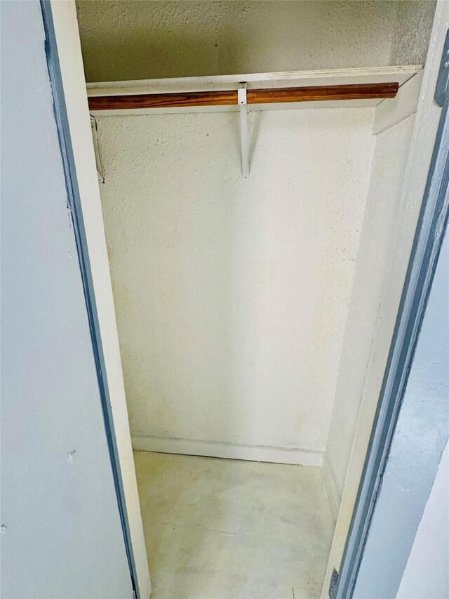 301 Beckham St E, Sulphur Springs, TX 75482 - view of closet