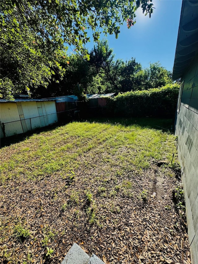 301 Beckham St E, Sulphur Springs, TX 75482 - view of yard