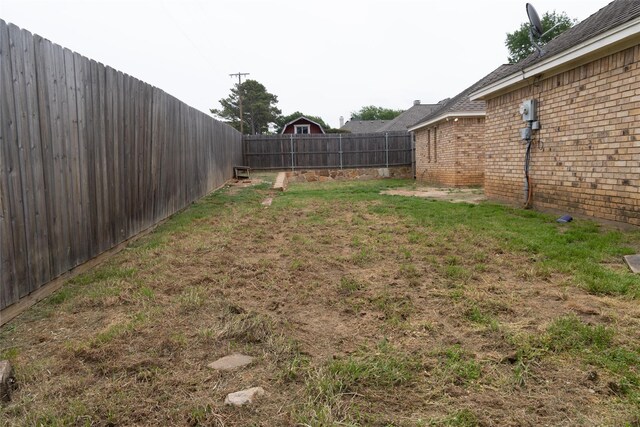 2305 Meadowlark Ln, Bedford, TX 76021 - view of yard