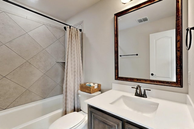 3817 Myrtle Way, Kaufman, TX 75142 - bathroom featuring toilet, vanity, and shower / bath combo with shower curtain