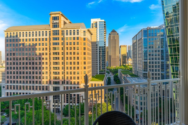 2525 N Pearl St Unit 1203, Dallas, TX 75201 - city view