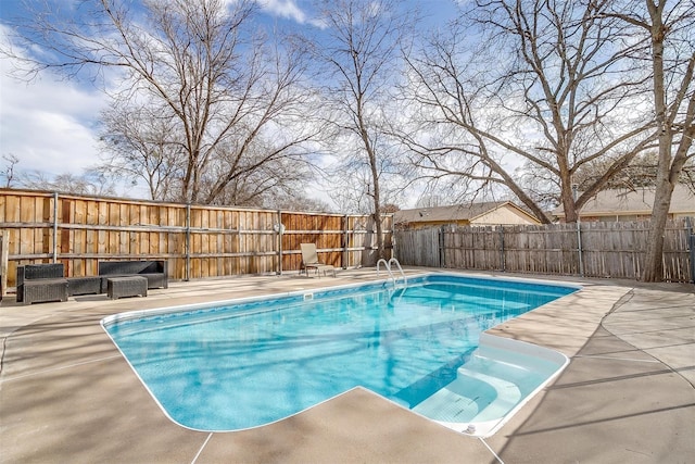 10125 Peppertree Ln, Fort Worth, TX 76108 - view of swimming pool featuring a patio and a fenced backyard