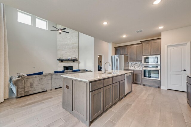194 Morning Light Ln, Waxahachie, TX 75165
