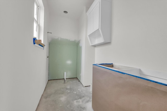 132 S Baese Rd, Elm Mott, TX 76640 - hall with concrete flooring