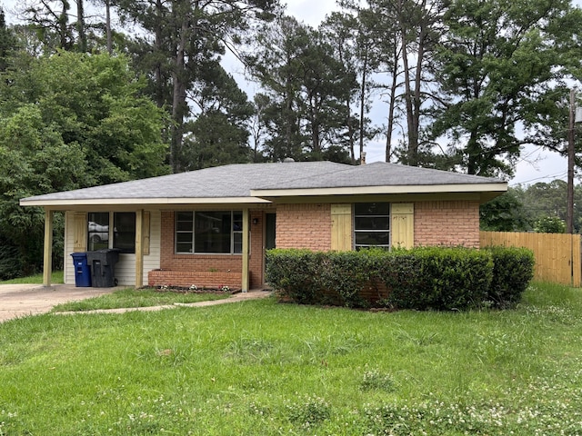 view of front facade with brick siding