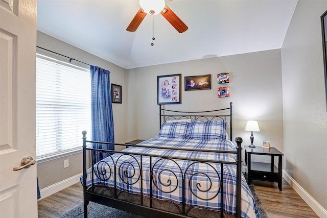 544 Bent Oak Dr, Fort Worth, TX 76131 - bedroom featuring wood finished floors, lofted ceiling, baseboards, and a ceiling fan