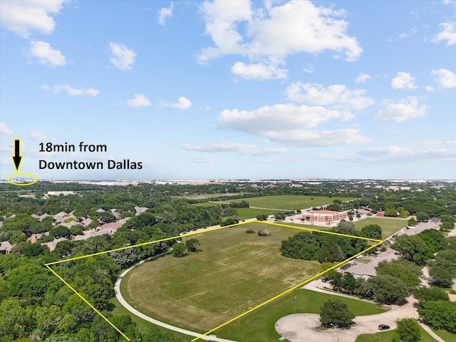 699 W Wintergreen Rd, Desoto, TX 75115