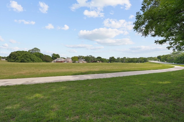 699 W Wintergreen Rd, Desoto, TX 75115