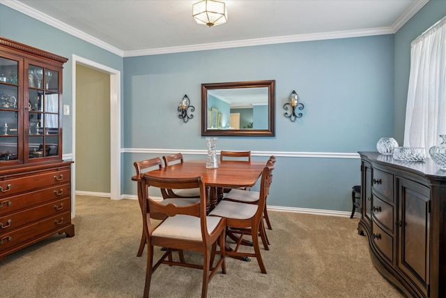 2827 Pritchett Dr, Irving, TX 75061 - dining area featuring light carpet, ornamental molding, and baseboards