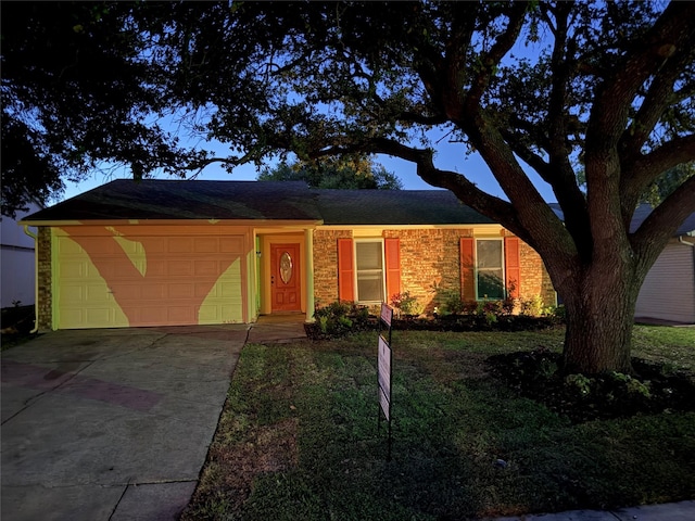 553 Oldbridge Dr, Allen, TX 75002 - ranch-style home with a garage, concrete driveway, and brick siding