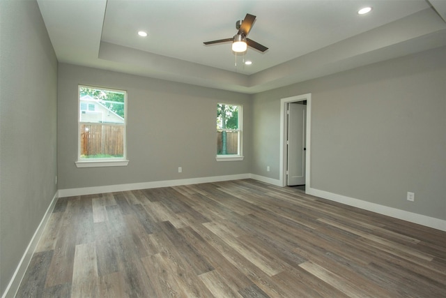 519 W James St, Wills Point, TX 75169 - spare room with ceiling fan, plenty of natural light, dark wood-style flooring, baseboards, and recessed lighting