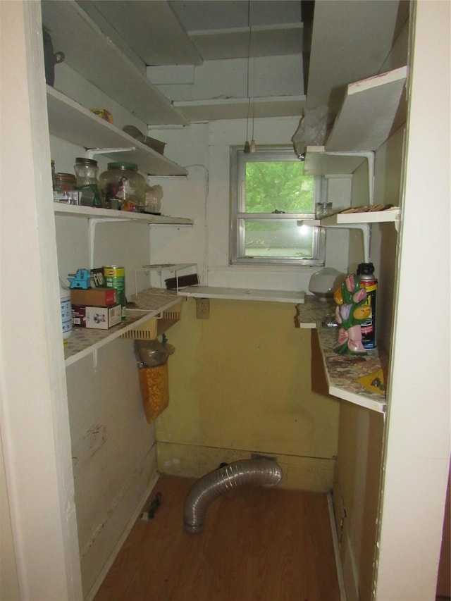 101 E Murray St, Denison, TX 75021 - view of pantry