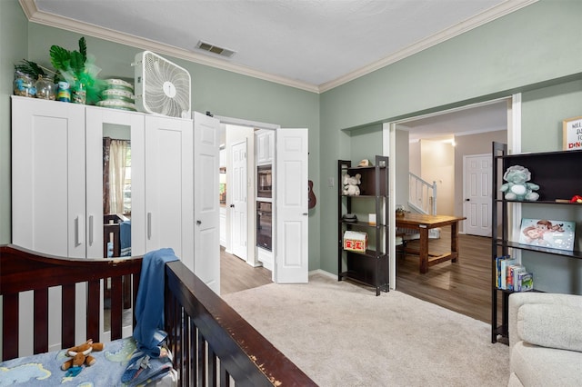 2804 Laurel Hill Dr, Flower Mound, TX 75028 - bedroom featuring crown molding, wood finished floors, and baseboards