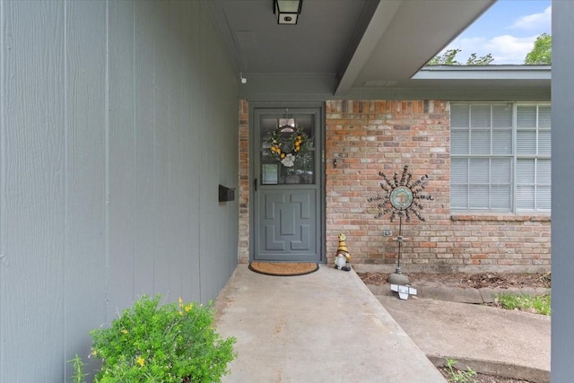 208 Alamosa Dr, Hewitt, TX 76643 - view of exterior entry featuring brick siding