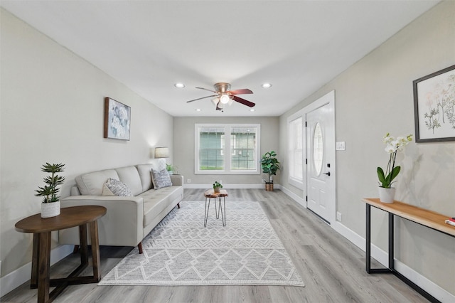 304 E Lee Ave, Weatherford, TX 76086 - living room featuring light wood-type flooring, ceiling fan, baseboards, and recessed lighting