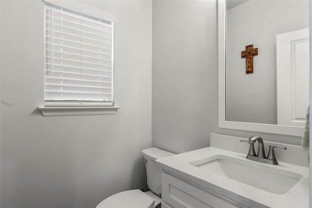 138 Sunset Dr, Gun Barrel City, TX 75156 - bathroom with toilet and vanity