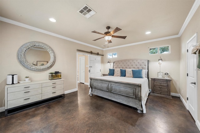 9359 W 5th St, Crawford, TX 76638 - bedroom with concrete floors, baseboards, a barn door, recessed lighting, and ornamental molding