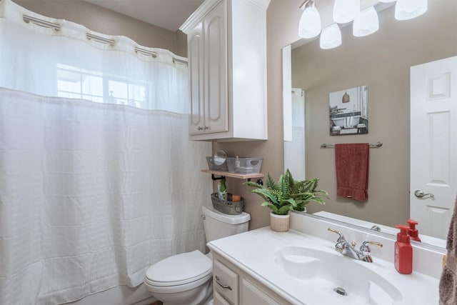1777 Lone Star Blvd, Terrell, TX 75160 - full bathroom with toilet and vanity