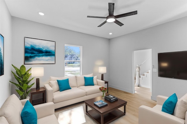 511 W Munson St, Denison, TX 75020 - living room featuring light wood-type flooring, ceiling fan, recessed lighting, and baseboards