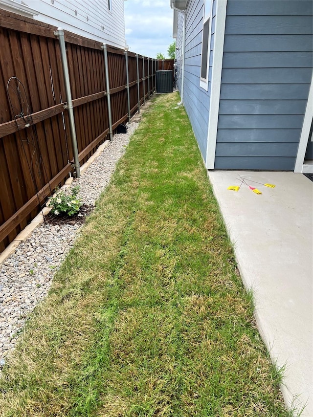 13805 Marys Ridge Rd, Fort Worth, TX 76008 - view of yard featuring central air condition unit