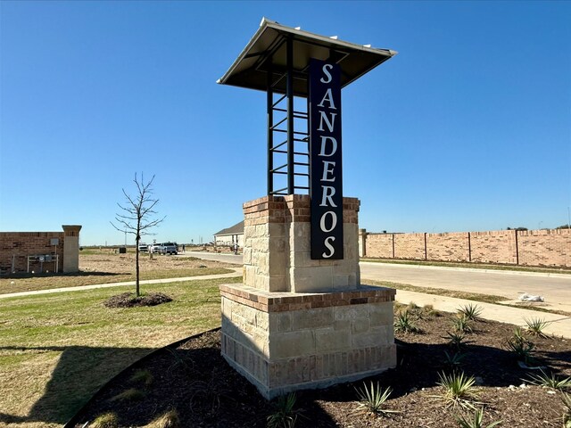 1736 Opaca Dr, Fort Worth, TX 76131 - exterior view