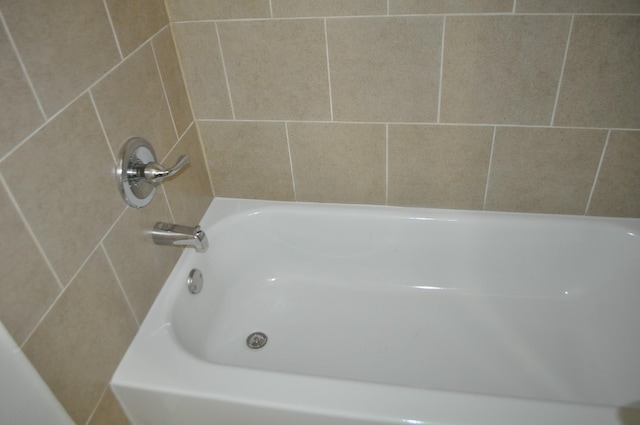 412 Poplar St, Italy, TX 76651 - view of bathroom