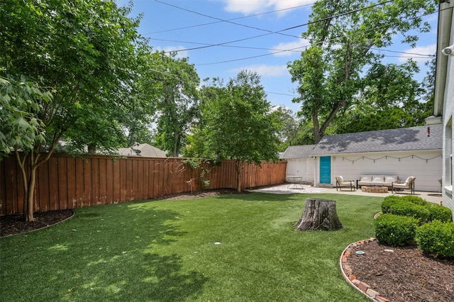 4233 Pershing Ave, Fort Worth, TX 76107 - view of yard featuring outdoor lounge area and a patio area
