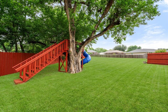 200 Oakview Cir, Mexia, TX 76667 - view of yard featuring stairway