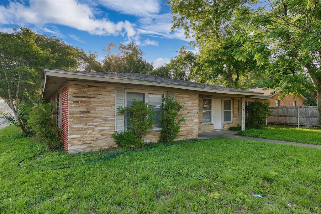 3821-25 Parkwood St, Waco, TX 76710 - view of front of home featuring brick siding