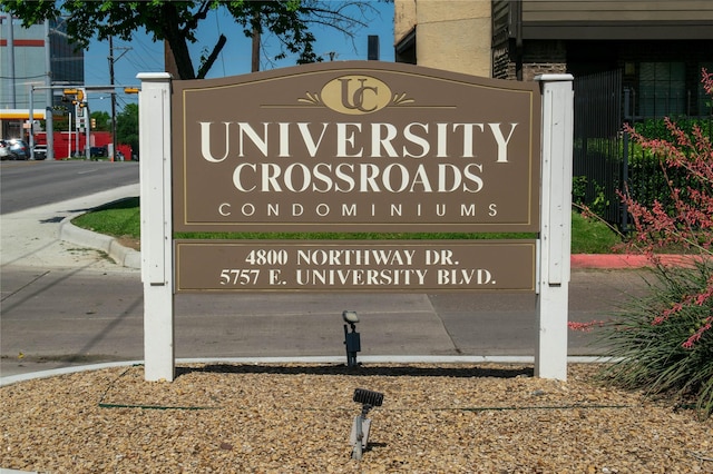 4800 Northway Dr Unit 17A, Dallas, TX 75206 - view of community / neighborhood sign