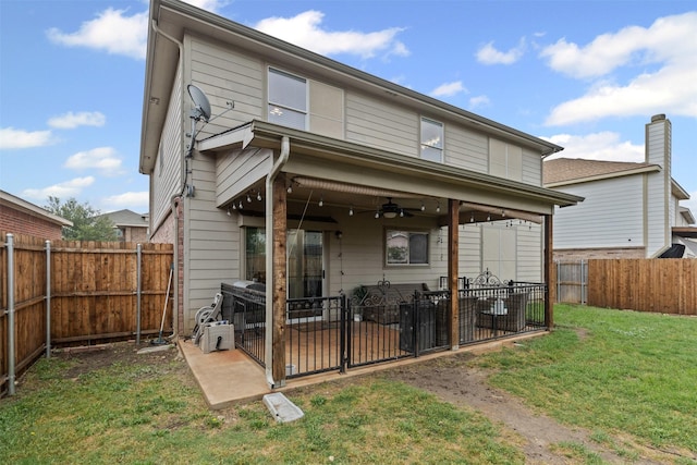 8537 Gray Shale Dr, Fort Worth, TX 76179 - back of house with ceiling fan and a patio area