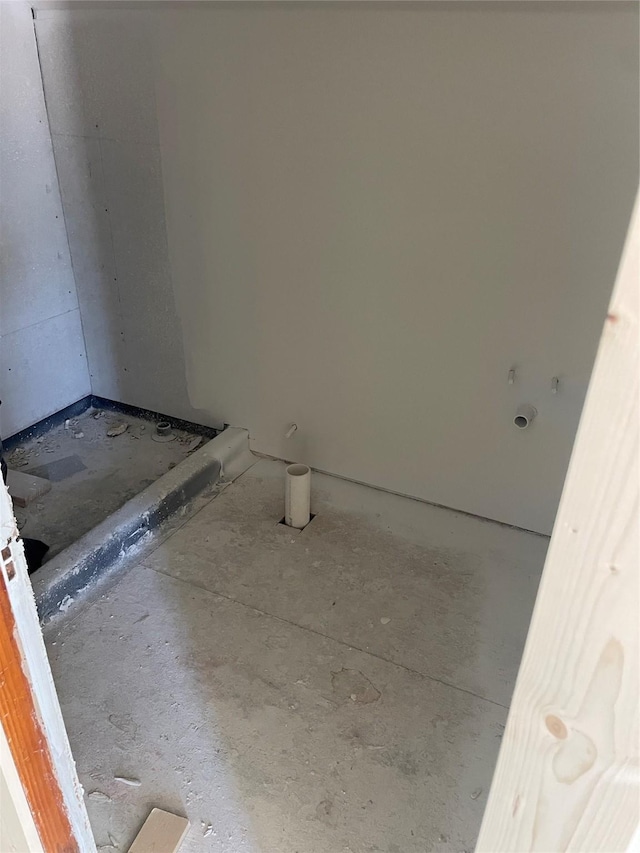 833 W Live Oak St, Jacksboro, TX 76458 - view of bathroom