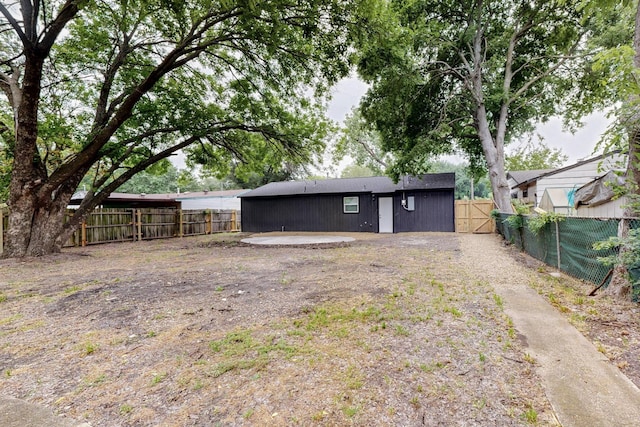 3103 Andrea Ln, Dallas, TX 75228 - rear view of house