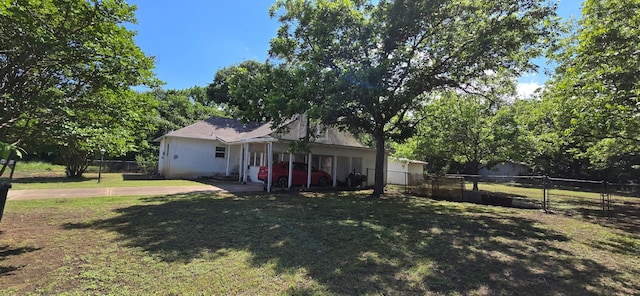 2821 Delaware Trl, Lake Worth, TX 76135 - view of front of home featuring a gate