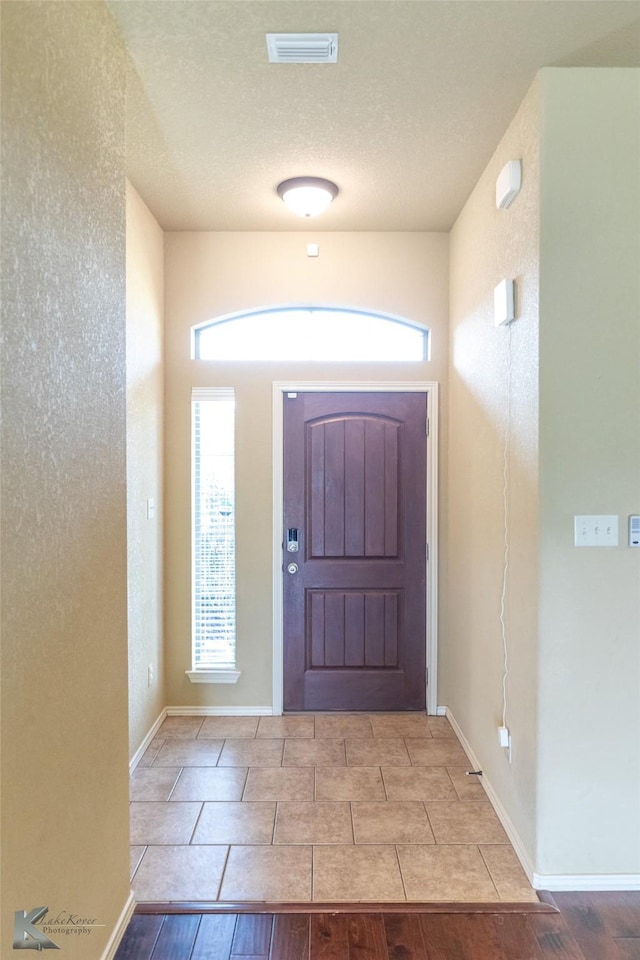210 Miss Ellie Ln, Abilene, TX 79602 - foyer featuring wood finished floors and baseboards