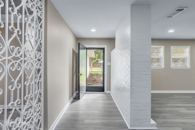 156 Charles Ave, Shreveport, LA 71105 - doorway featuring wood finished floors, baseboards, and recessed lighting