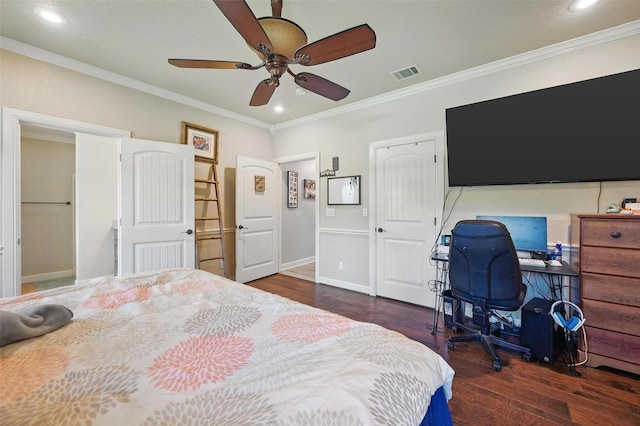 2800 E Fm 4, Cleburne, TX 76031 - bedroom featuring hardwood / wood-style floors, crown molding, recessed lighting, baseboards, and a desk