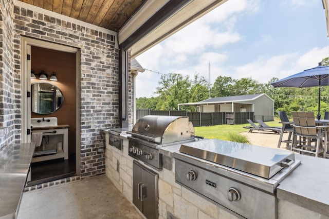 7404 Sandy Lake Rd, Quinlan, TX 75474 - view of patio