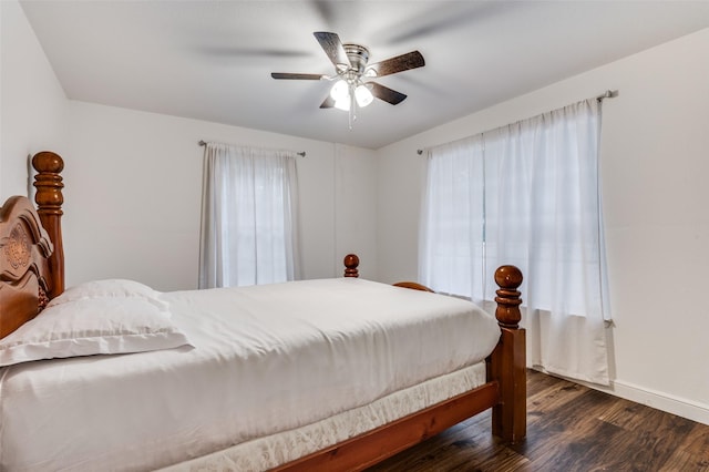 606 Quiram Ln, Kemp, TX 75143 - bedroom featuring wood finished floors, ceiling fan, and baseboards