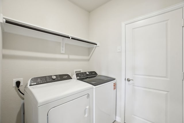 511 Willet Dr, Mckinney, TX 75069 - laundry area with washing machine and dryer